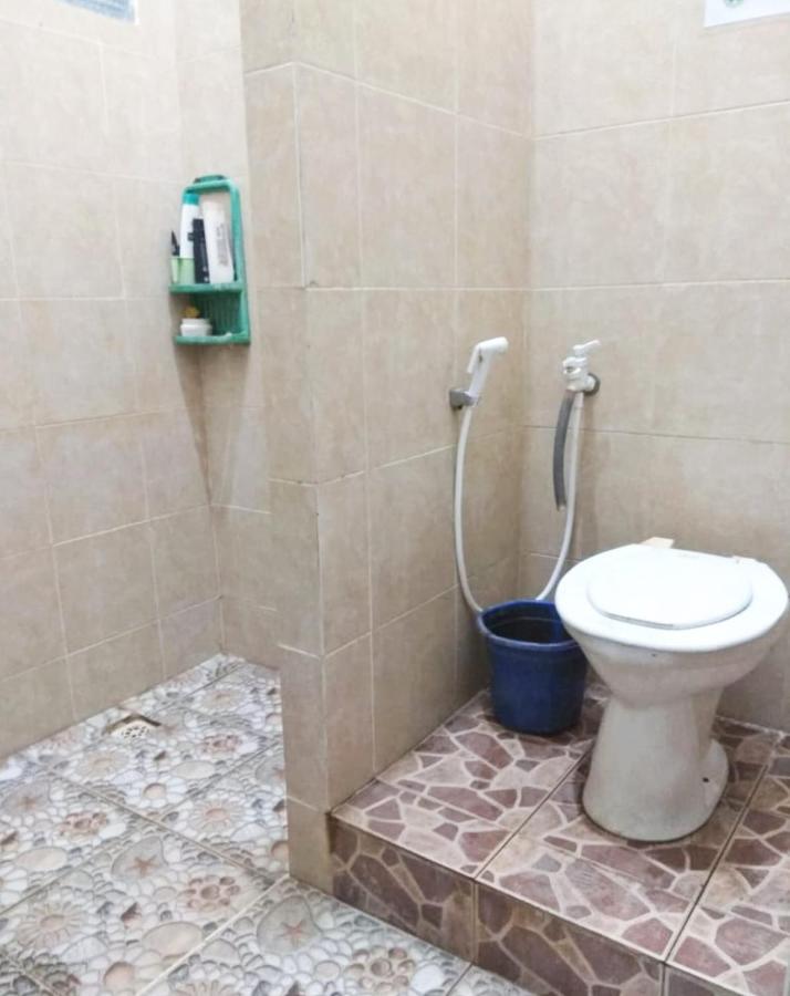 Hostel Greenkost Sintang Zewnętrze zdjęcie