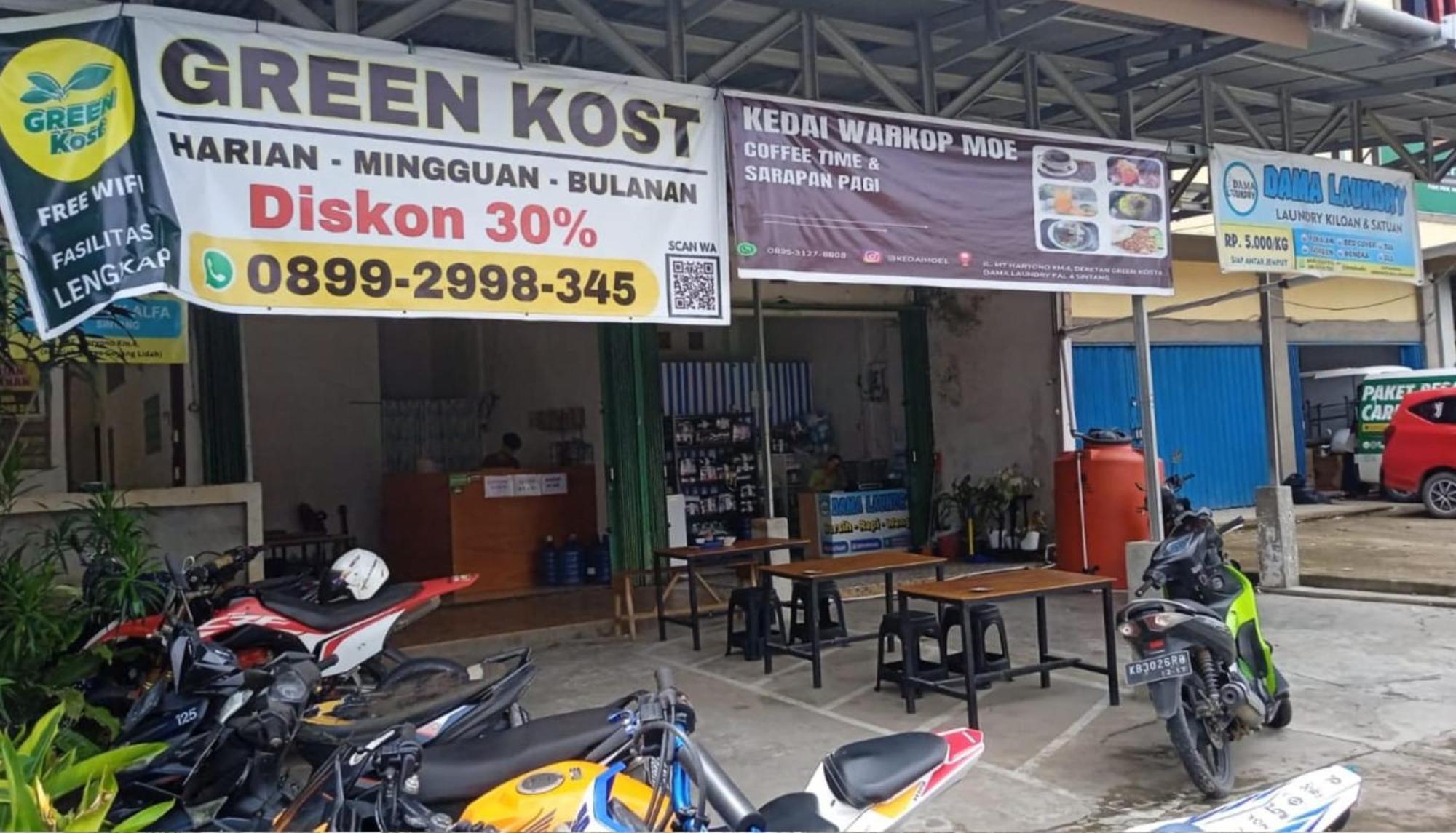 Hostel Greenkost Sintang Zewnętrze zdjęcie