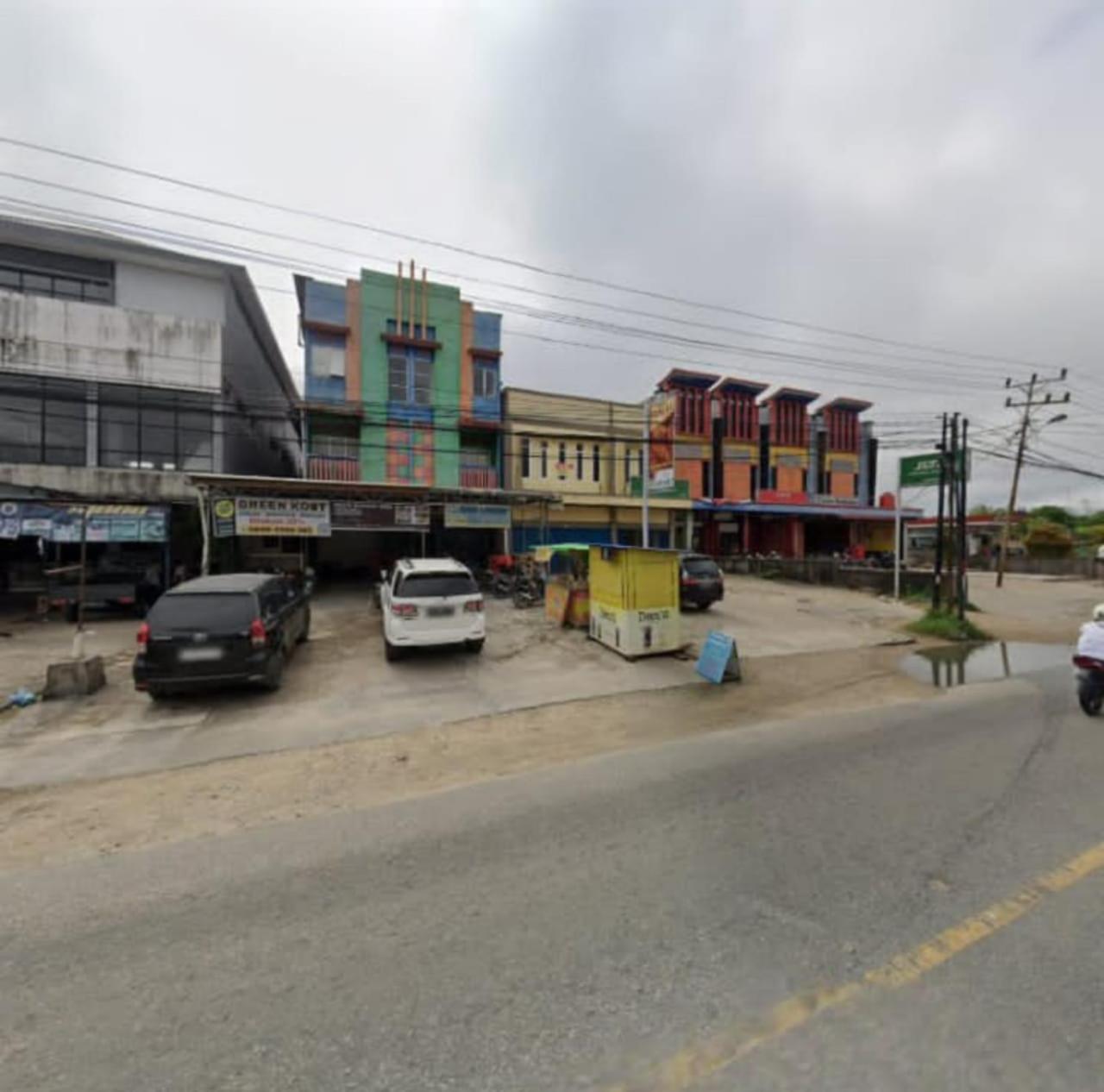 Hostel Greenkost Sintang Zewnętrze zdjęcie